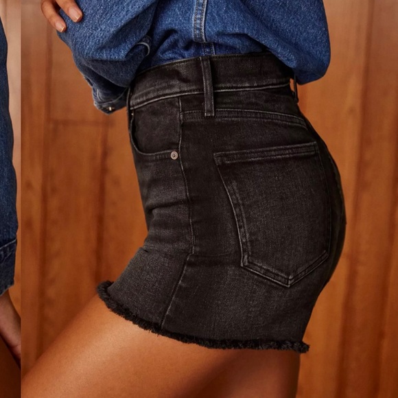 Denim Forum Black Arlo Shorts - Picture 2 of 10